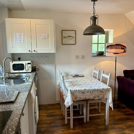 Mawnan Smith Little Bream - Pretty Cosy Cottage, Sea Views, Walk To The Beach מראה חיצוני תמונה