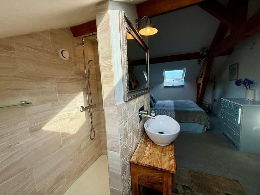 Mawnan Smith Little Bream - Pretty Cosy Cottage, Sea Views, Walk To The Beach מראה חיצוני תמונה