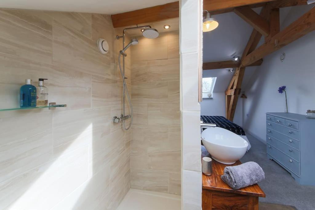 Mawnan Smith Little Bream - Pretty Cosy Cottage, Sea Views, Walk To The Beach מראה חיצוני תמונה